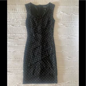 Silver Sleeveless Tiered Embellished Instantly
Slimming Short Cocktail Dress